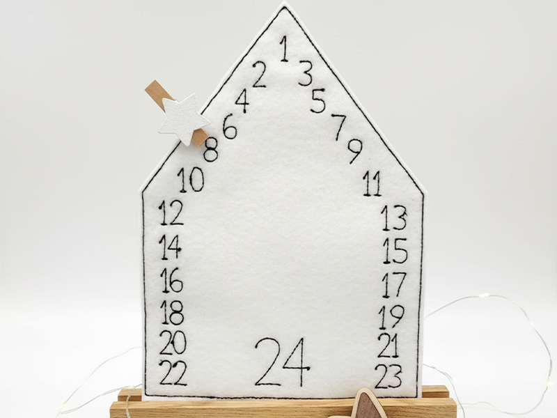 Preview: Blanko Adventskalenderhaus aus Filz - ITH-Stickdatei